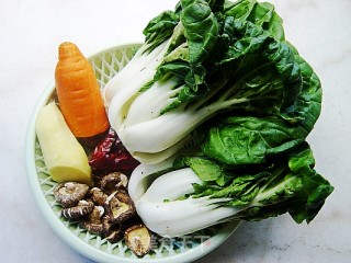 香菇炒白菜的做法步骤：1