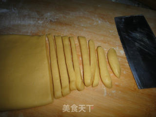 蜂蜜小麻花的做法步骤：8