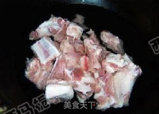 香甜可口的可乐排骨的做法步骤：1