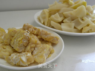 家常菜：天贝烧春笋的做法步骤：4