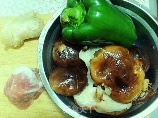 蔬菜肉丁面（手擀面）的做法步骤：1
