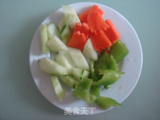 磨菇炒虾仁的做法步骤：3