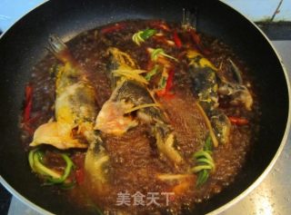 红烧昂刺鱼的做法步骤：5