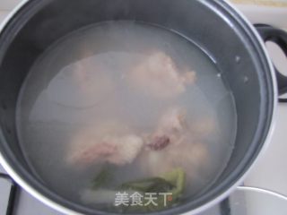 冬瓜筒骨汤的做法步骤：5