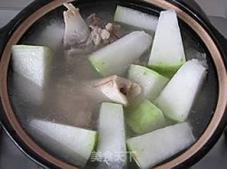 冬瓜筒骨汤的做法步骤：6