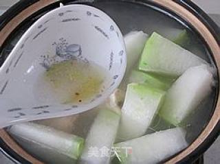 冬瓜筒骨汤的做法步骤：8