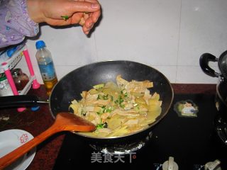 鱼付炒土豆片的做法步骤：10