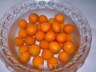 糖渍金桔的做法步骤：1