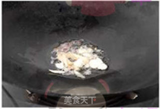 黄豆腐竹烧鸡脚的做法步骤：3