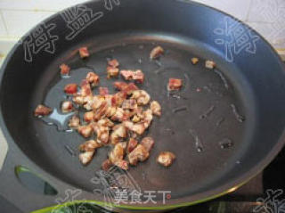 芥蓝腊肠炒饭的做法步骤：3