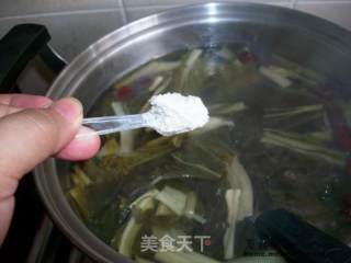 家常煲汤@@闷热时宜用白菜干煲汤~~白菜干排骨汤的做法步骤：9