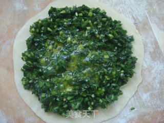 韭菜鸡蛋黄金饼的做法步骤：5