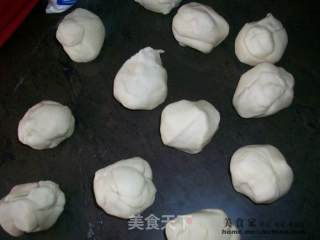 我的处女作~包子@@韭菜蛋烧肉包子的做法步骤：11