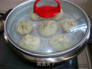我的处女作~包子@@韭菜蛋烧肉包子的做法步骤：16