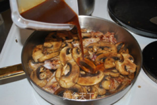 蘑菇炖肉的做法步骤：9