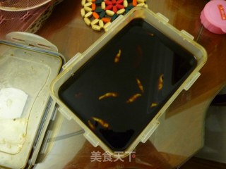 爽脆酱萝卜的做法步骤：2