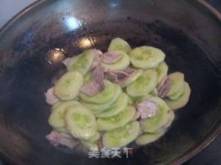 黄瓜肉片的做法步骤：5