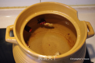 喝了还想喝，意犹未尽，详解排骨玉米汤小褒，配图版的做法步骤：3