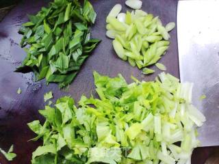 大盆饭之花生香菇肉炒饭的做法步骤：5