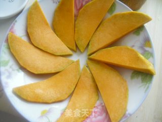 蜜汁枸杞南瓜的做法步骤：2
