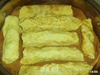 虾仁鸡肉卷的做法步骤：5