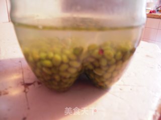 煎饼“三明治”【不成功的煎饼果子】的做法步骤：1