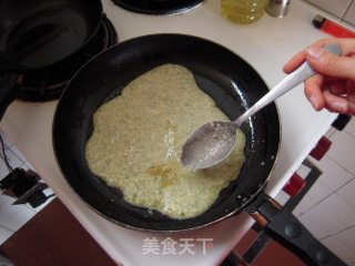 煎饼“三明治”【不成功的煎饼果子】的做法步骤：5