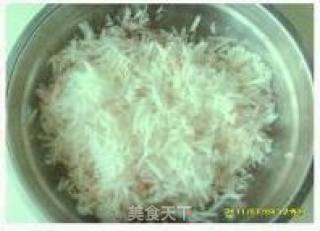 红萝卜馅包子的做法步骤：2