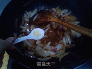洋葱炒粉的做法步骤：6