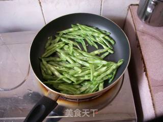 四季豆炒肉的做法步骤：3