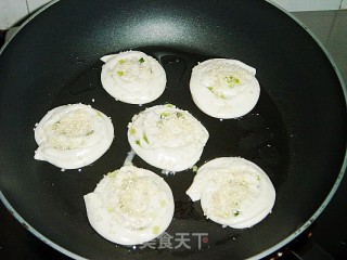 迷你葱油饼的做法步骤：8