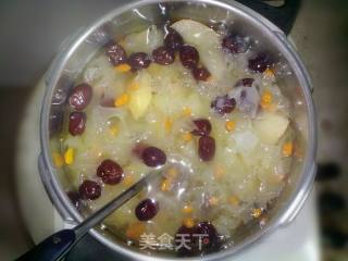 银耳雪梨糖水的做法步骤：7