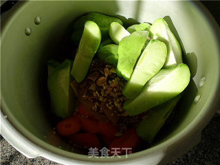合掌瓜清保凉汤的做法步骤：4