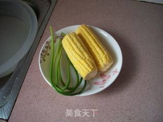 蒜苔炒玉米的做法步骤：1