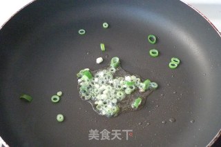 营养美味蛋炒饭的做法步骤：3