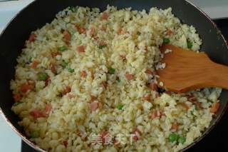 营养美味蛋炒饭的做法步骤：6