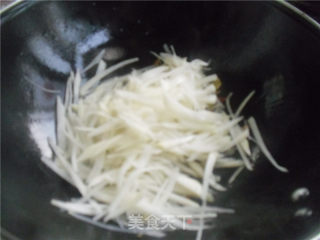 酸辣土豆丝的做法步骤：4