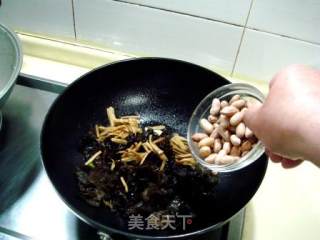 红烧烤麸的做法步骤：16