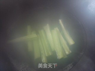 香味竹荪卷的做法步骤：5