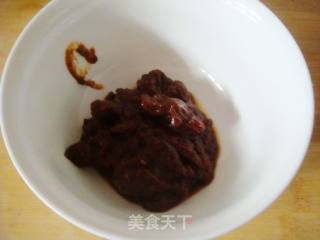 健康少油版的--家常香辣茄子的做法步骤：1