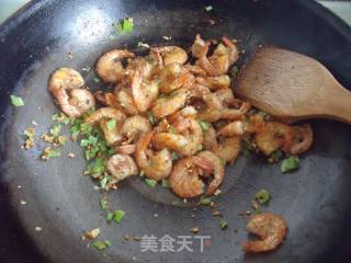 小秘决轻松做出拿手菜----椒盐虾的做法步骤：8