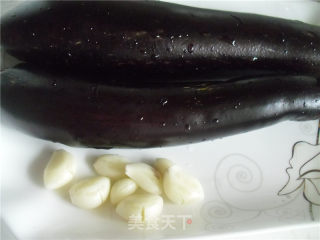 蒜香焗茄子的做法步骤：1