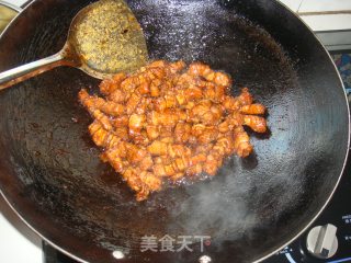 土豆红烧肉的做法步骤：7