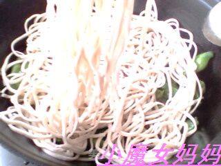 豆角焖面的做法步骤：7