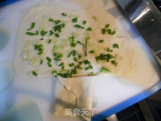 葱油饼的做法步骤：8