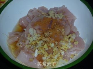轻松制作小零食——吮指鸡米花的做法步骤：1