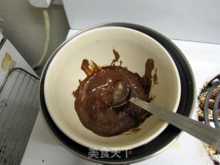 果仁布朗尼的做法步骤：2