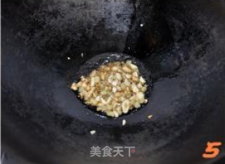 自制浓郁江西风味咸香下饭的猪肉田螺辣椒酱的做法步骤：5