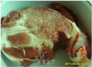第二次的叉烧肉的做法步骤：1