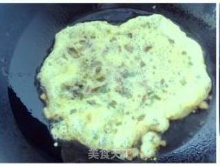 香椿芽煎鸡蛋的做法步骤：5